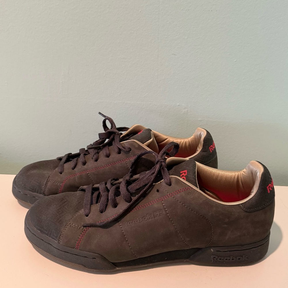 Reebok Men’s Olive Green Sneakers Suede 11 Good Condition Used